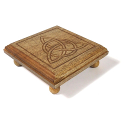 Mini altar table Triquetra